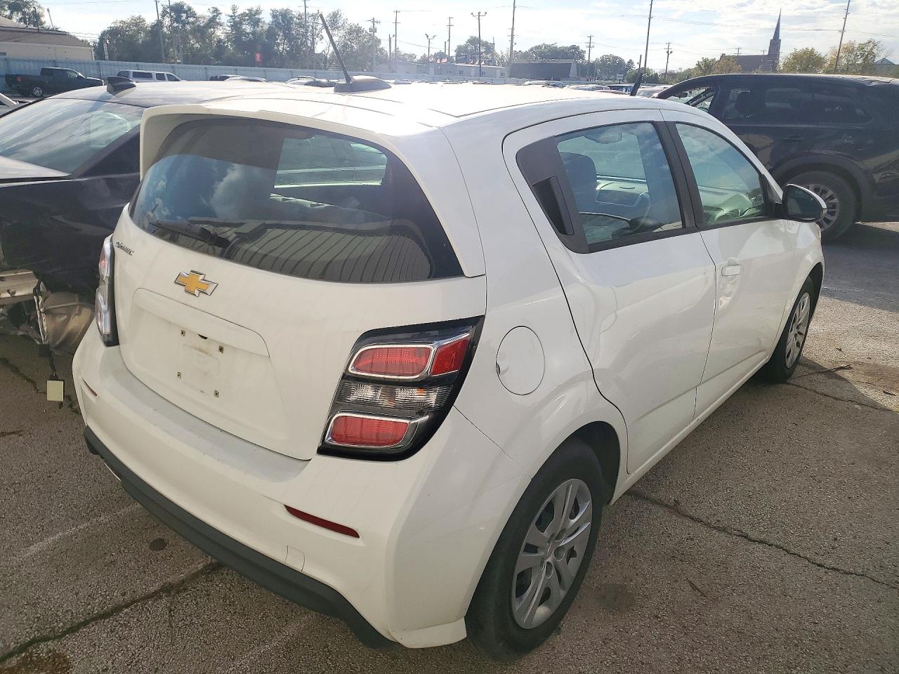 2018 CHEVROLET SONIC — снимка 3