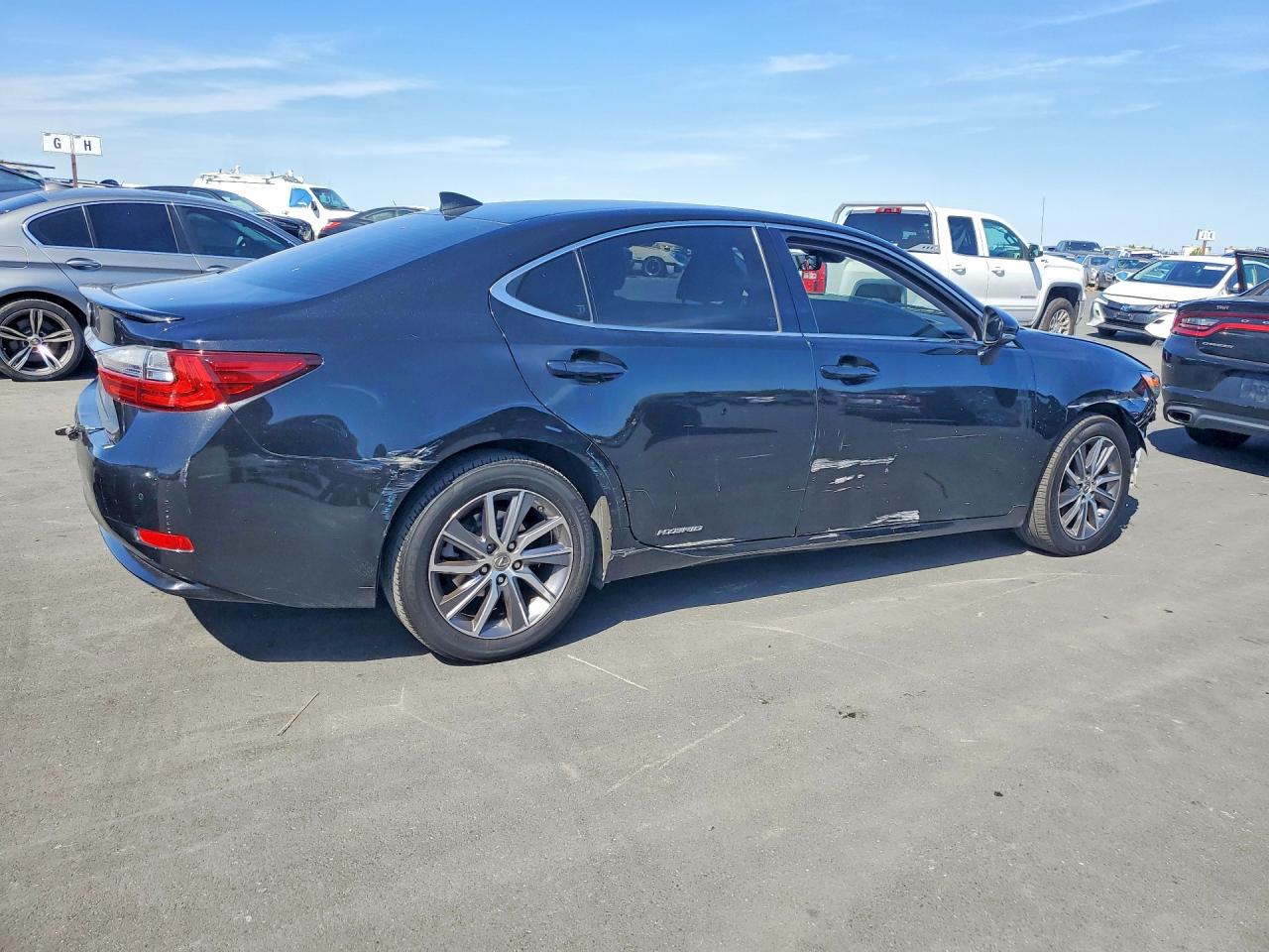 2018 LEXUS ES 300H — снимка 3