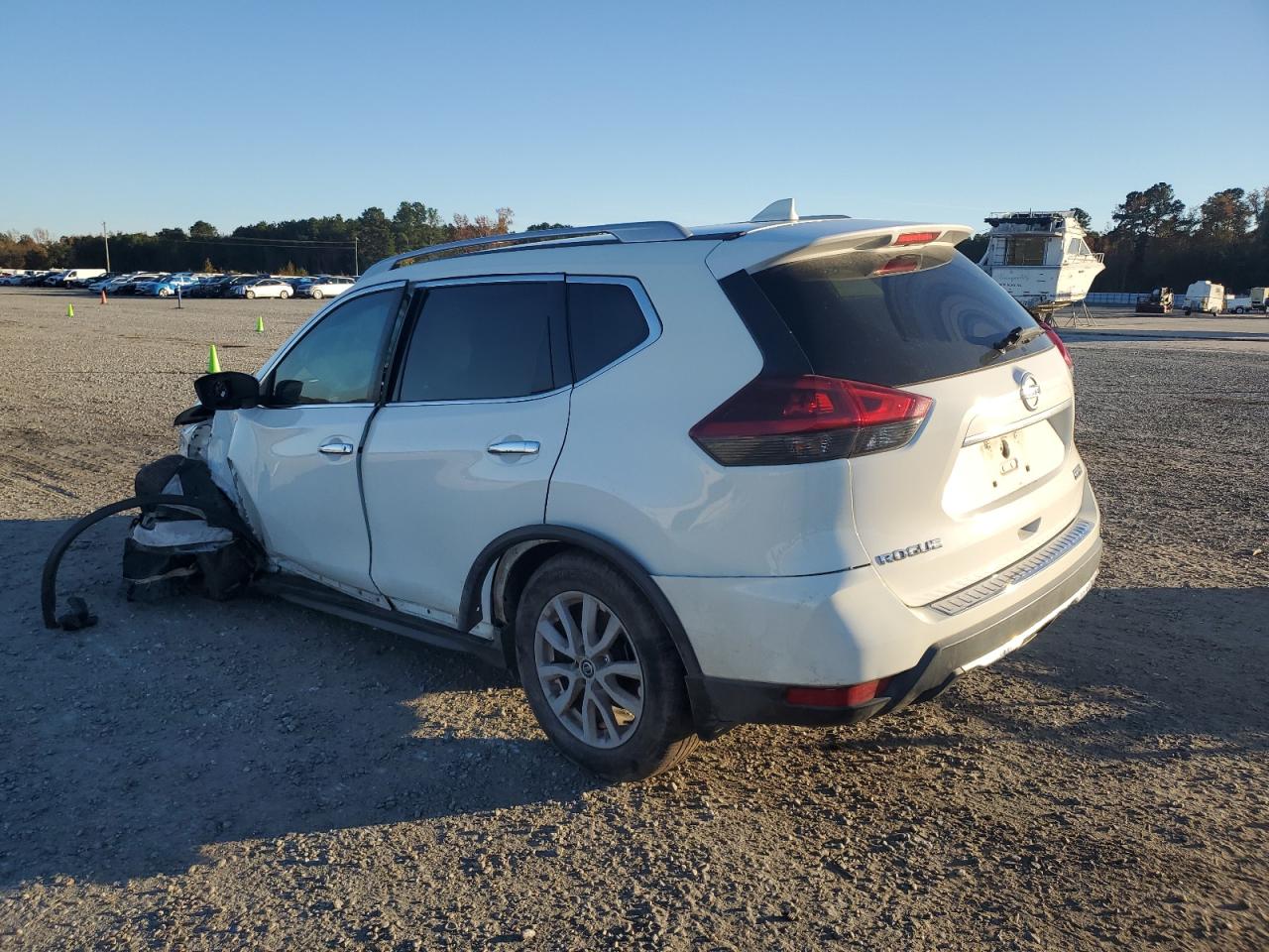 2019 NISSAN ROGUE S — снимка 2