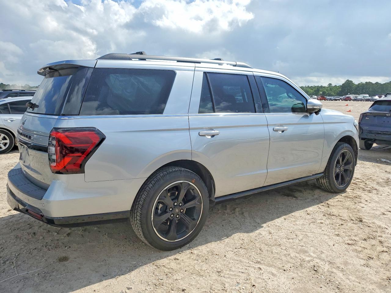 2023 FORD EXPEDITION LIMITED — снимка 3