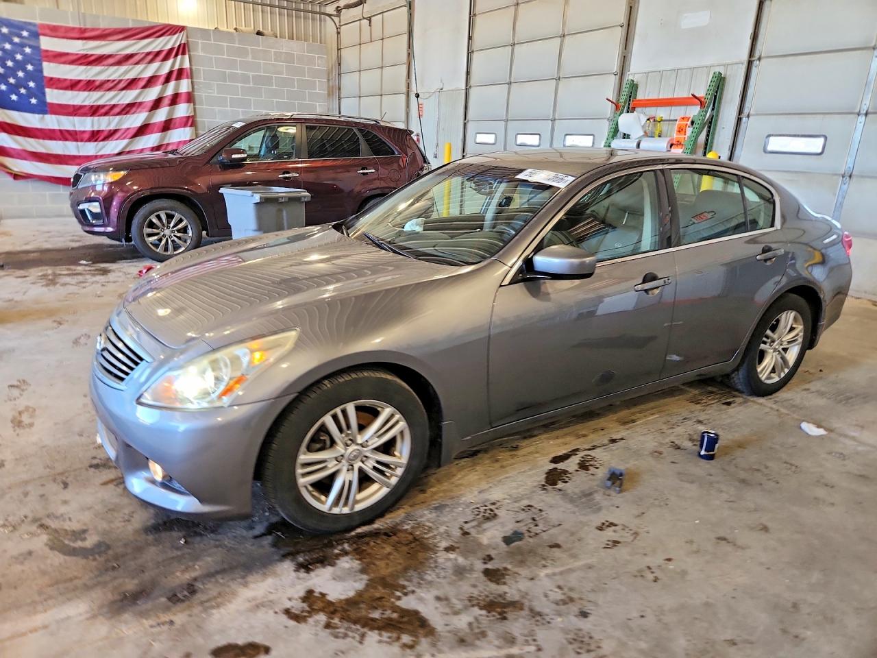 2013 INFINITI G37 SEDAN X