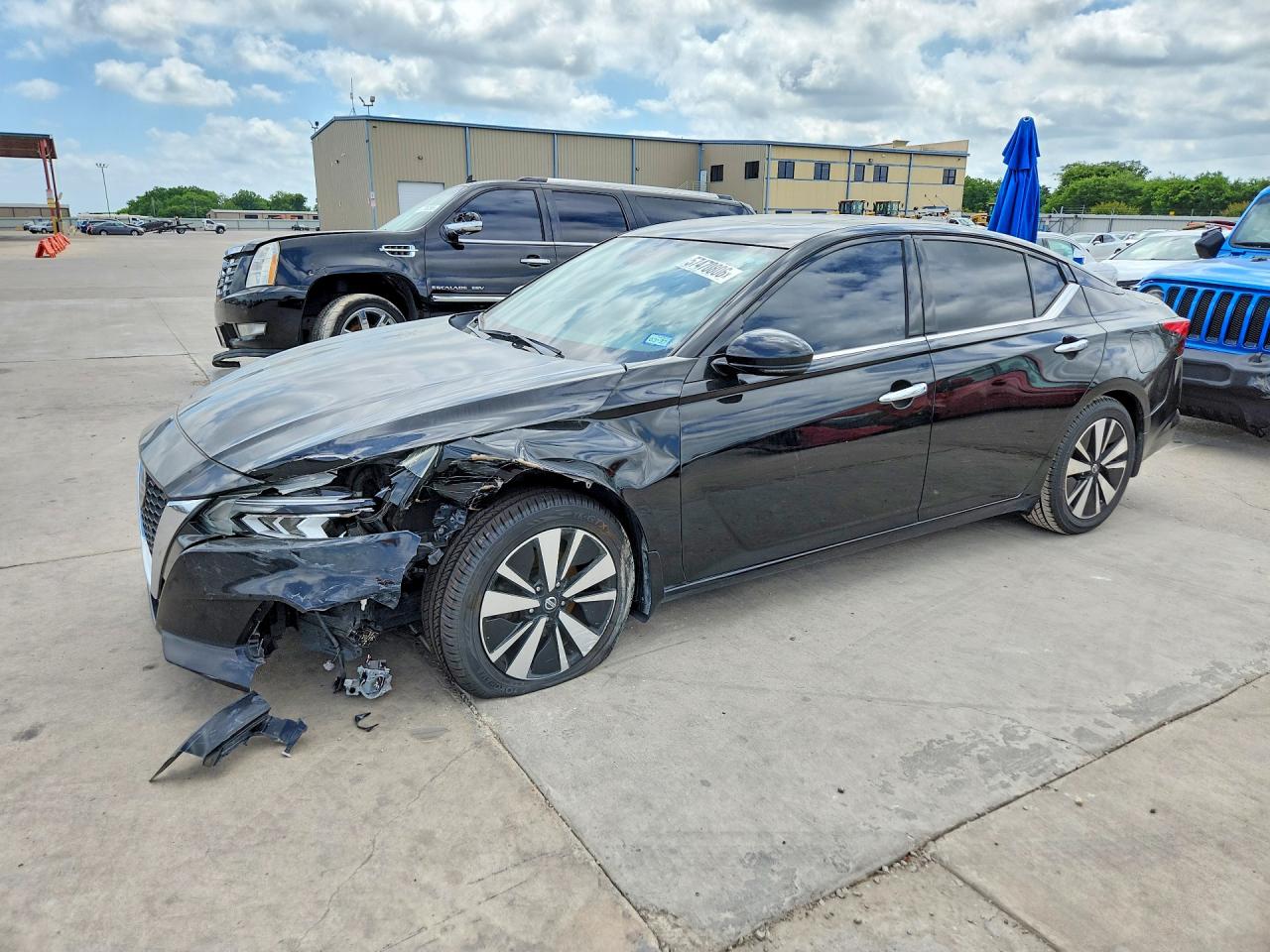 2019 NISSAN ALTIMA SV
