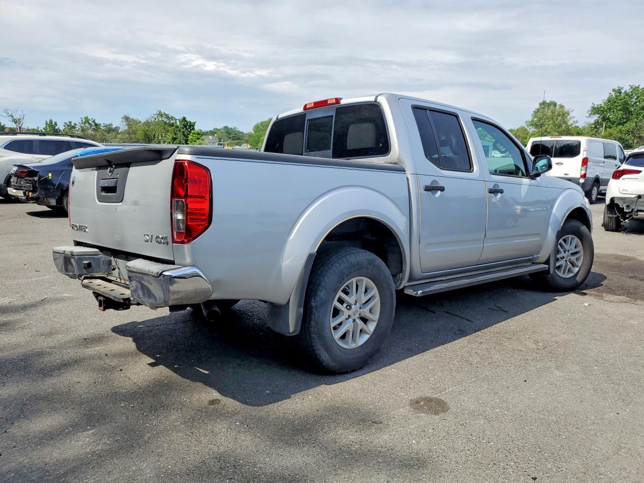 2017 NISSAN FRONTIER SV — снимка 3
