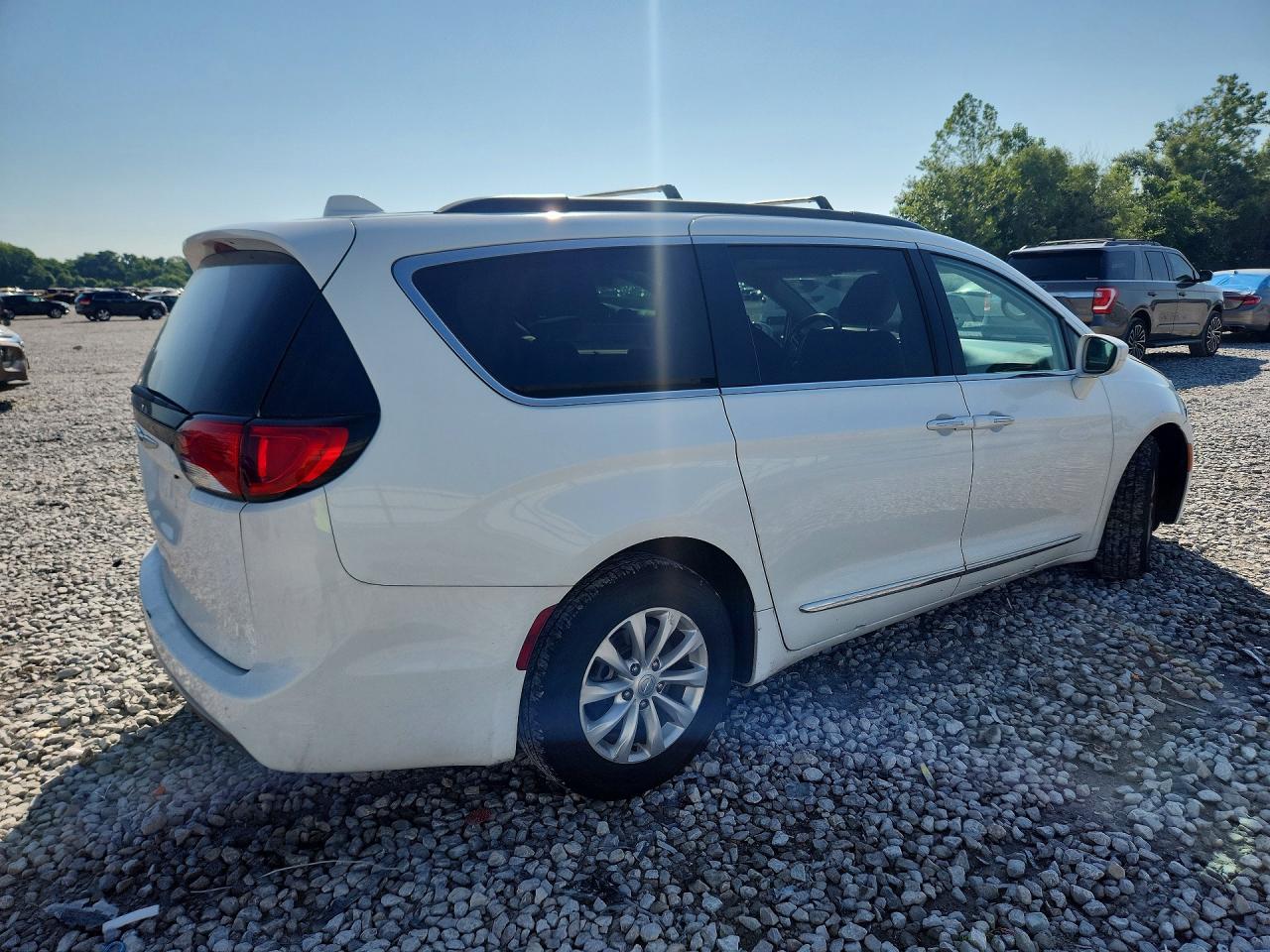 2017 CHRYSLER PACIFICA TOURING L — снимка 3