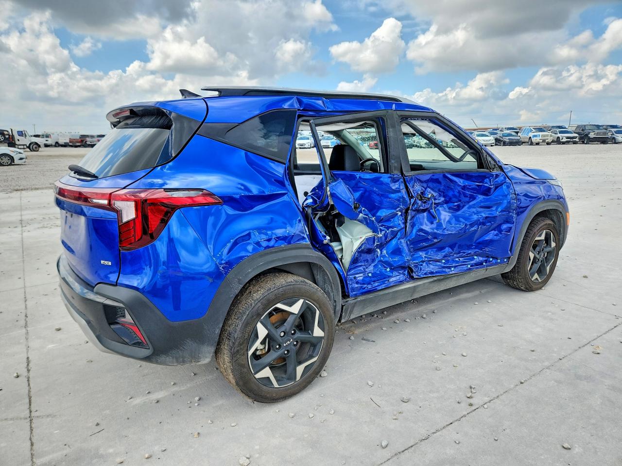 2025 KIA SELTOS S — снимка 3