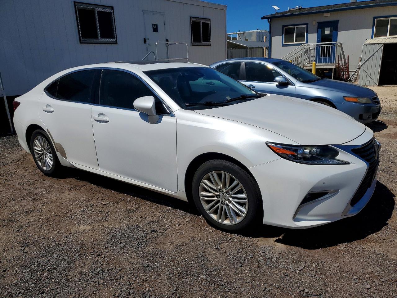 2016 LEXUS ES 350 — снимка 4