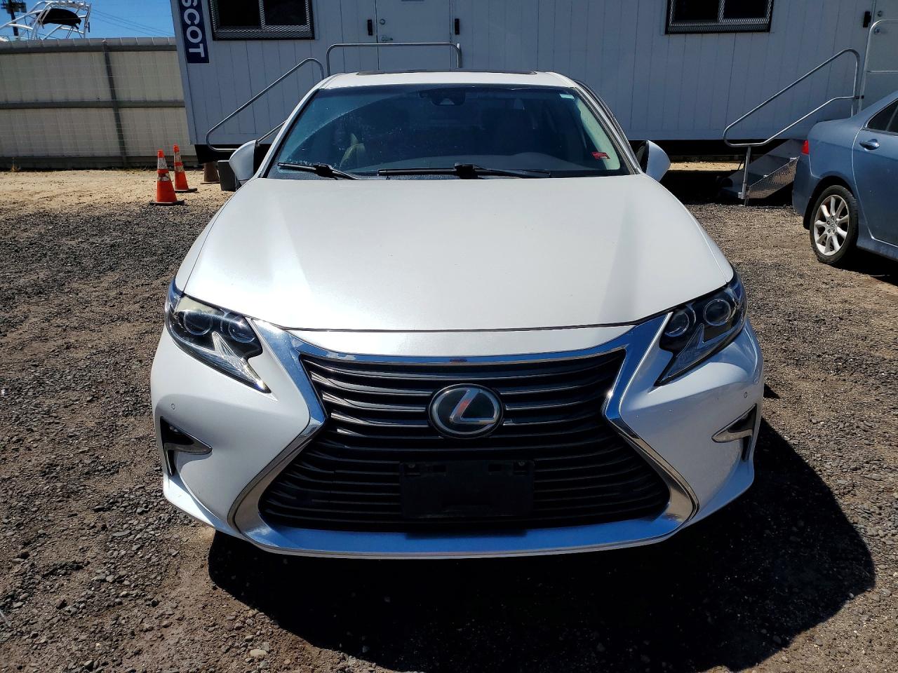 2016 LEXUS ES 350 — снимка 5