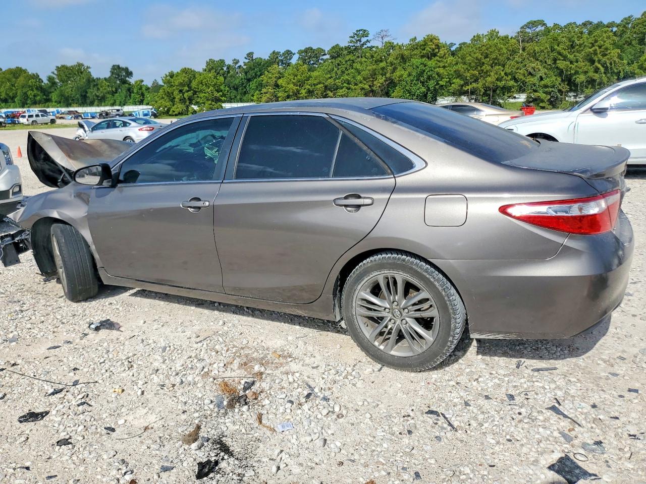 2016 TOYOTA CAMRY SE — снимка 2