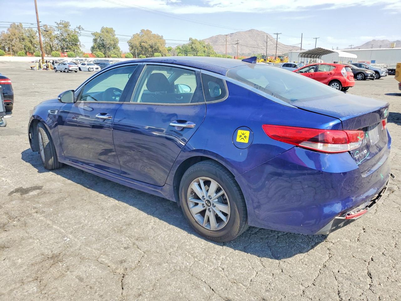 2018 KIA OPTIMA LX — снимка 2