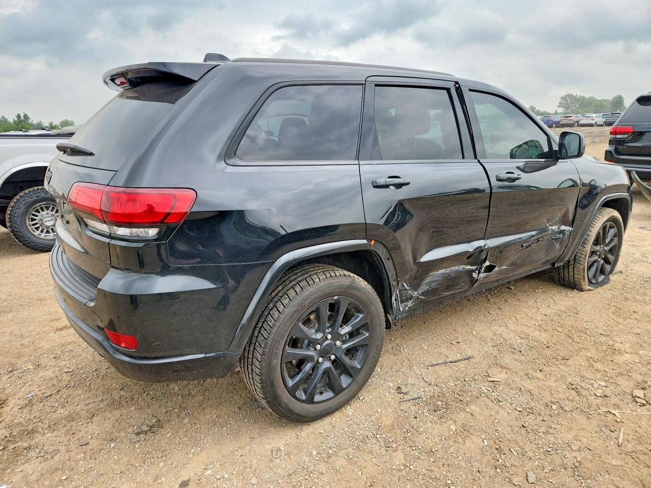 2017 JEEP GRAND CHEROKEE LAREDO — снимка 3