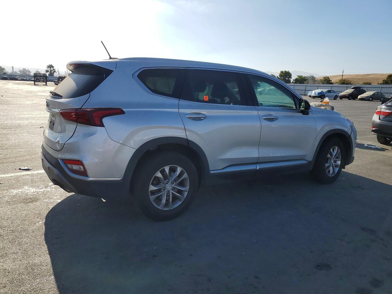 2019 HYUNDAI SANTA FE SE — снимка 3