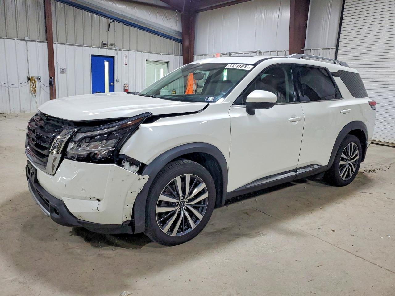 2022 NISSAN PATHFINDER PLATINUM