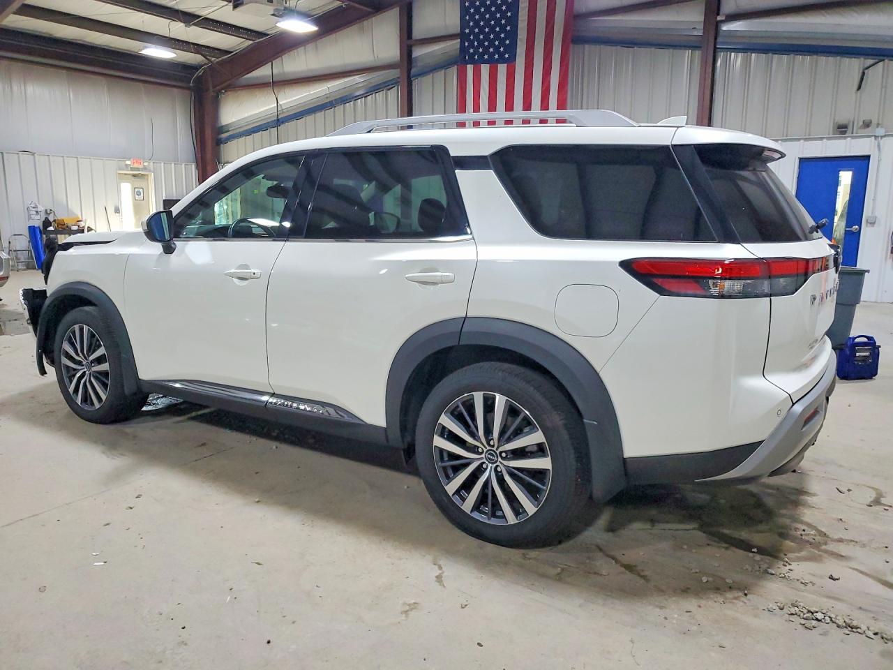 2022 NISSAN PATHFINDER PLATINUM — снимка 2