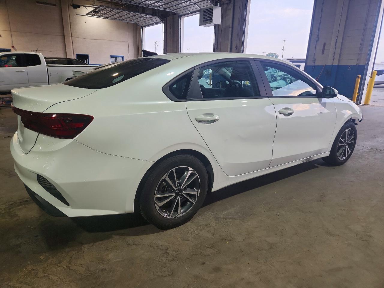 2024 KIA FORTE LXS — снимка 3