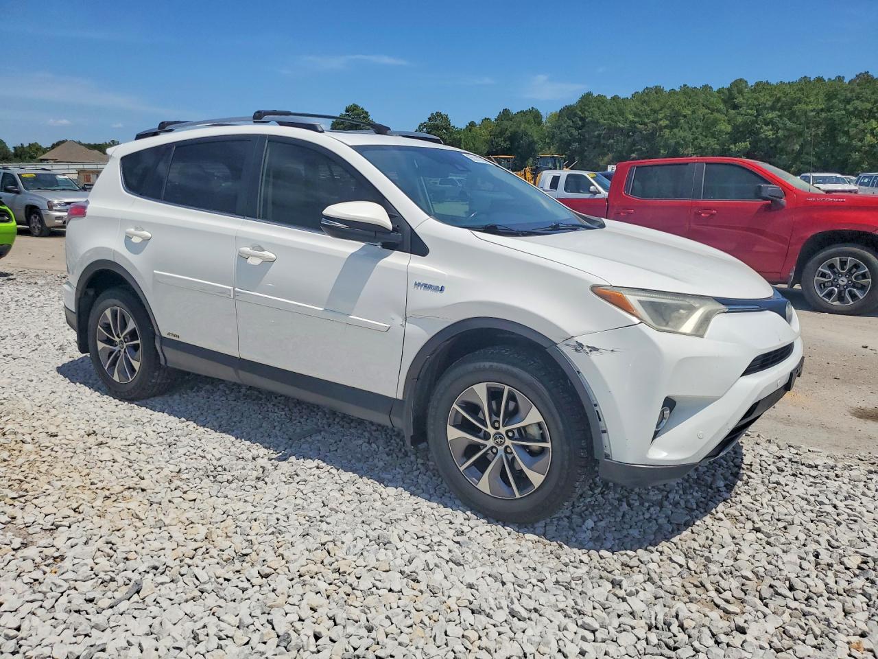 2018 TOYOTA RAV4 HYBRID XLE — снимка 4
