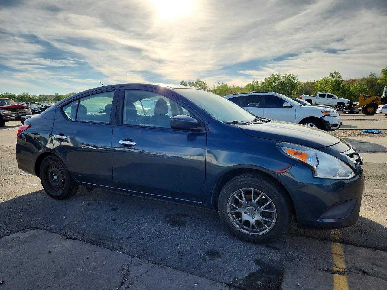 2017 NISSAN VERSA 1.6 SV — снимка 4