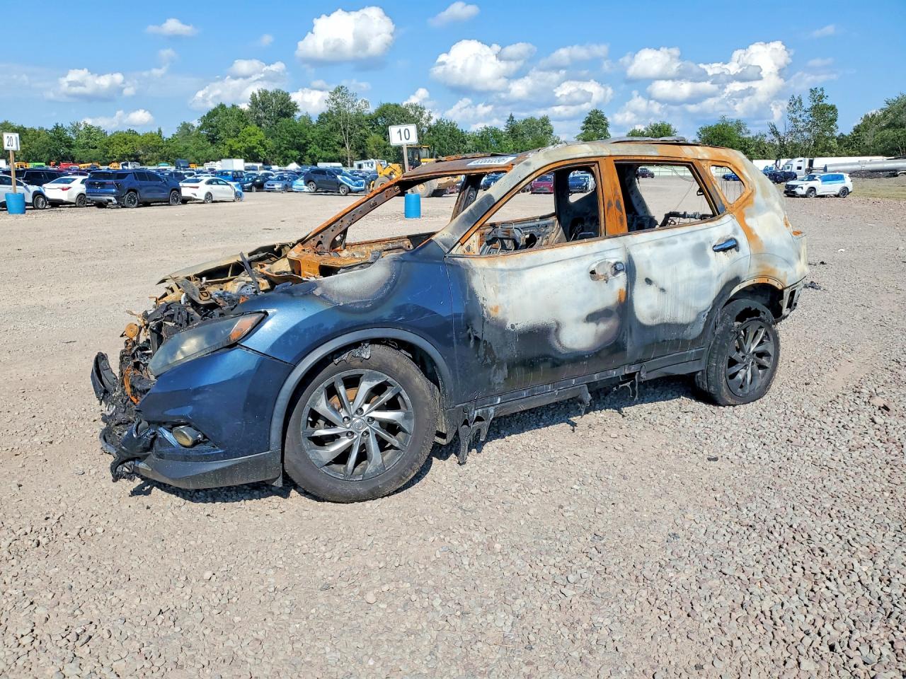 2015 NISSAN ROGUE SL