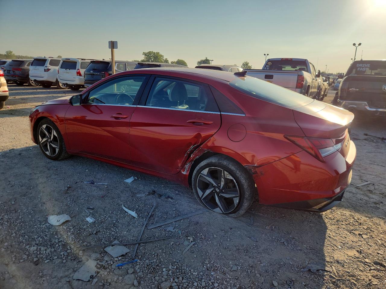 2021 HYUNDAI ELANTRA LIMITED — снимка 2