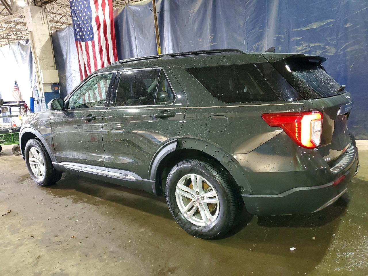 2022 FORD EXPLORER XLT — снимка 2