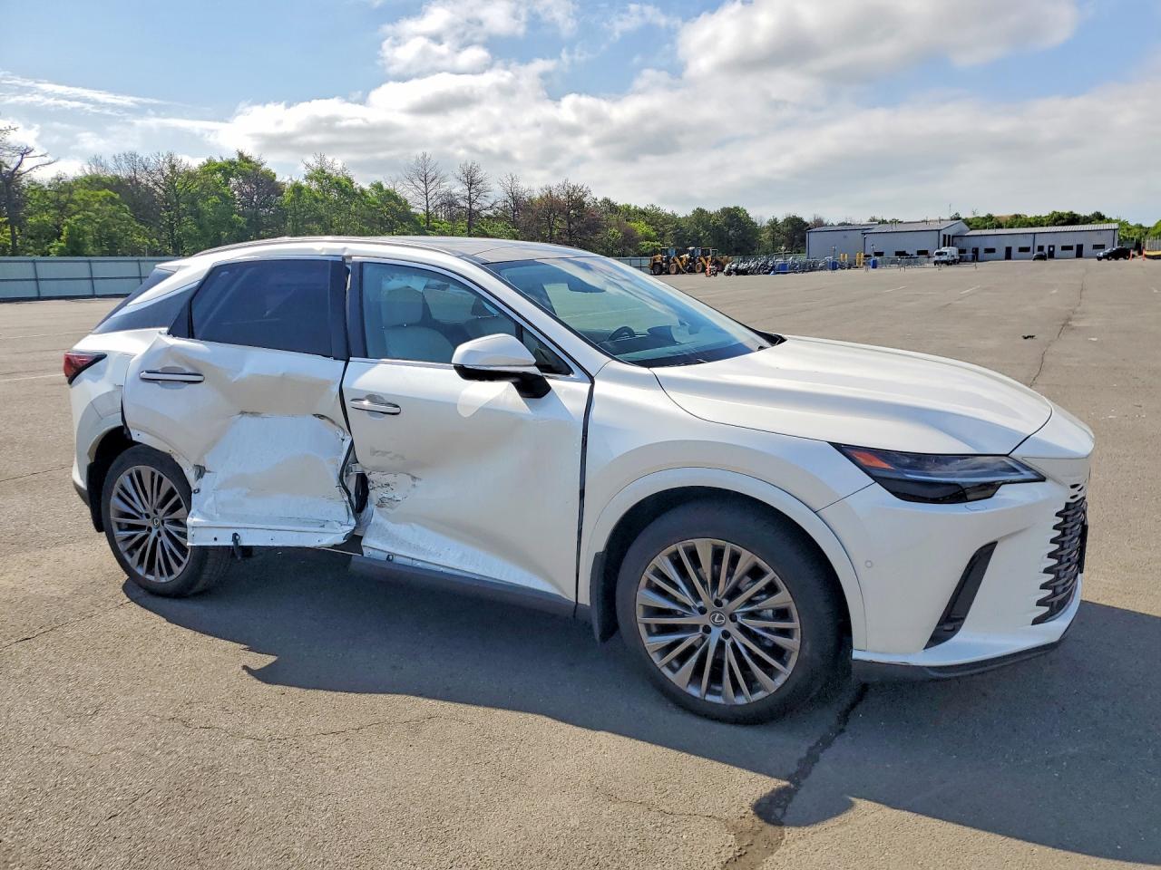 2024 LEXUS RX 450H+ LUXURY — снимка 4