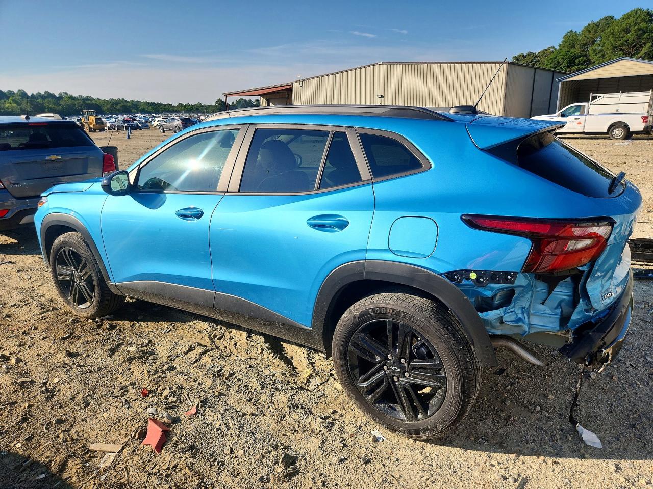 2025 CHEVROLET TRAX ACTIV — снимка 2