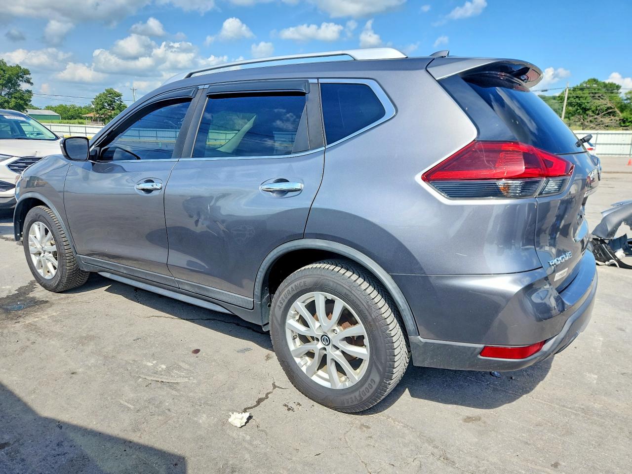 2018 NISSAN ROGUE SV — снимка 2