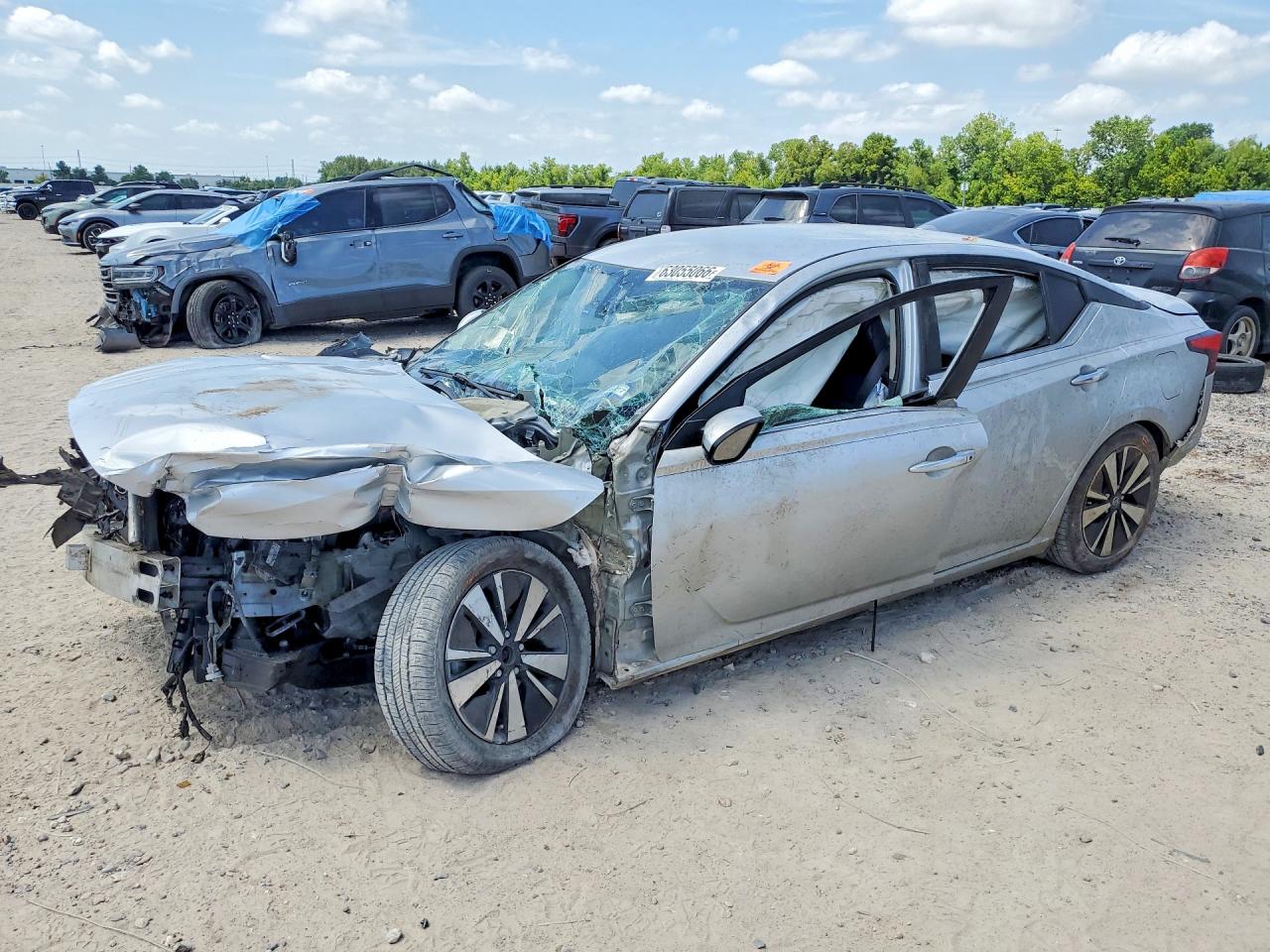 2021 NISSAN ALTIMA SV