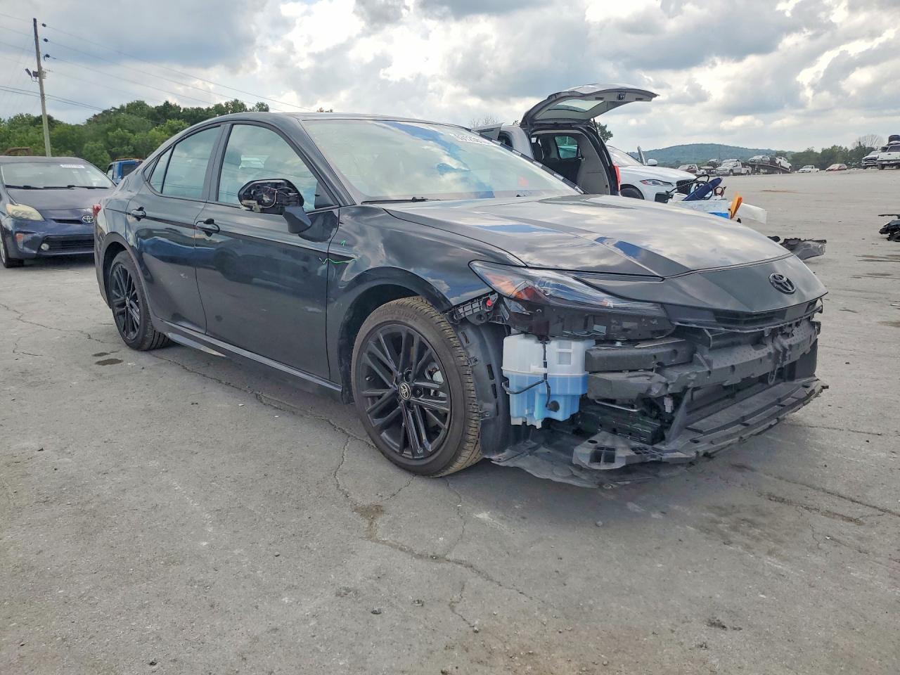 2026 TOYOTA CAMRY SE — снимка 4