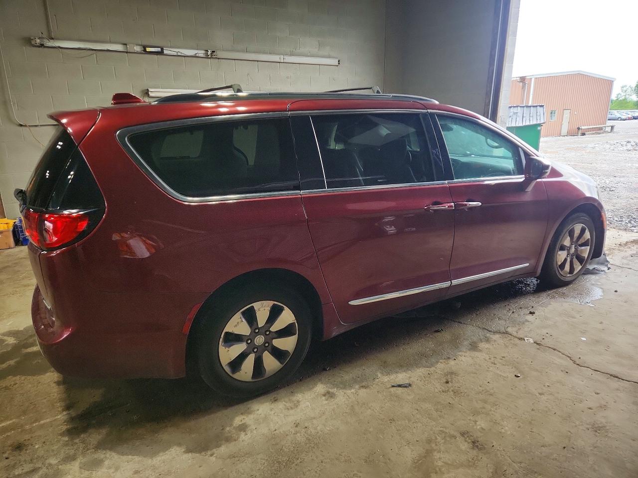2018 CHRYSLER PACIFICA HYBRID LIMITED — снимка 3
