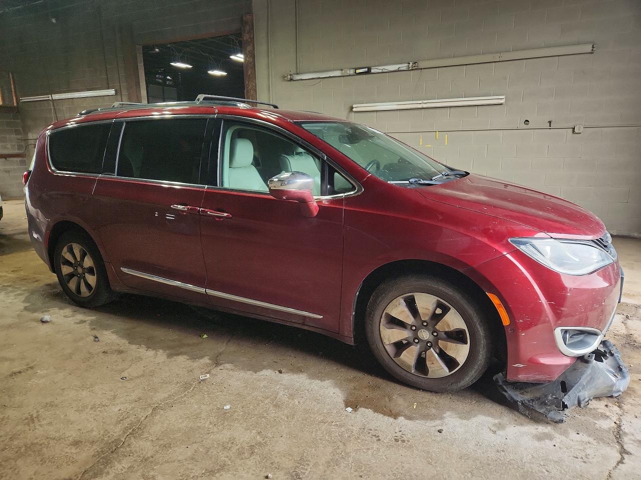 2018 CHRYSLER PACIFICA HYBRID LIMITED — снимка 4