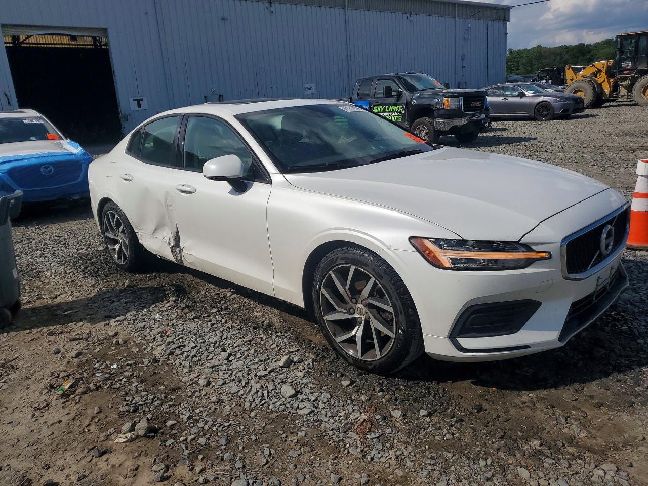 2019 VOLVO S60 T5 MOMENTUM — снимка 4