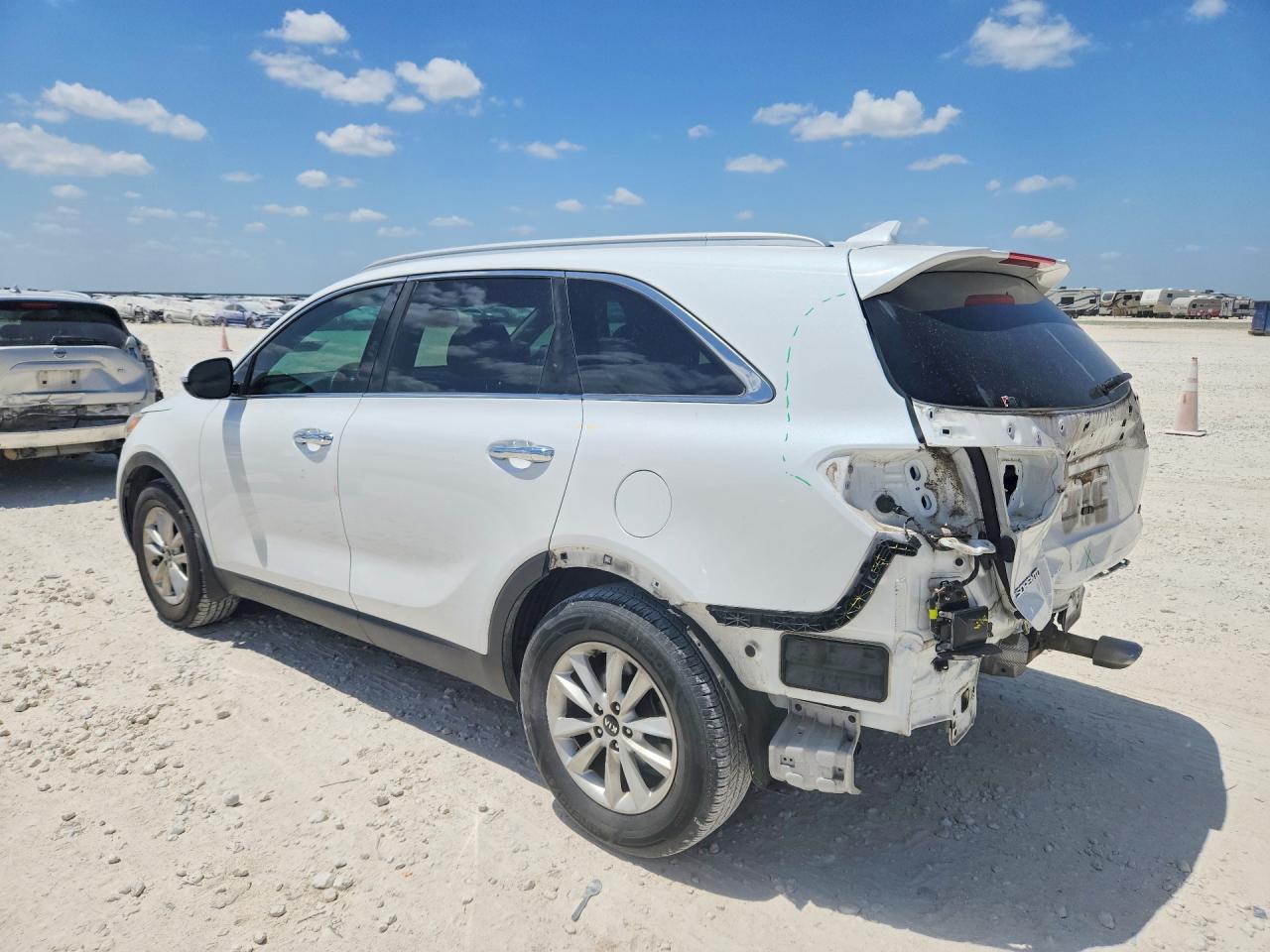 2019 KIA SORENTO LX — снимка 2