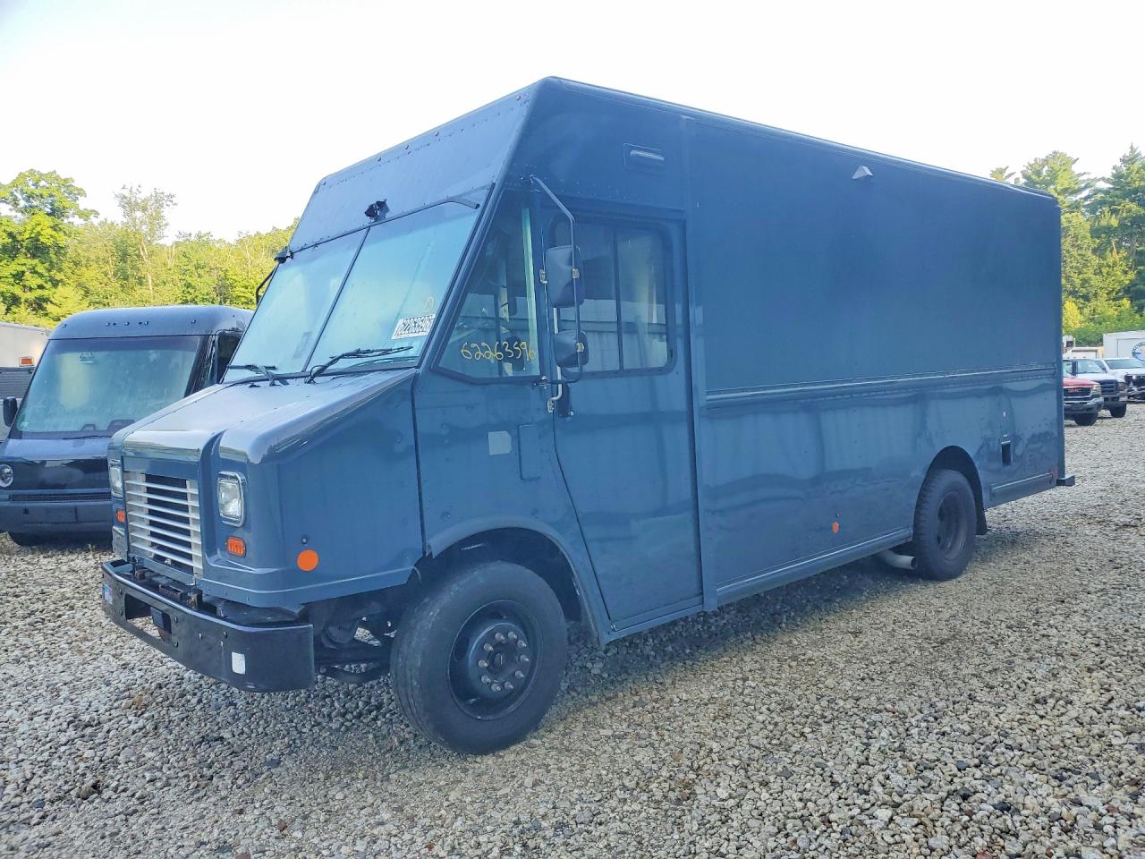 2021 FORD F59