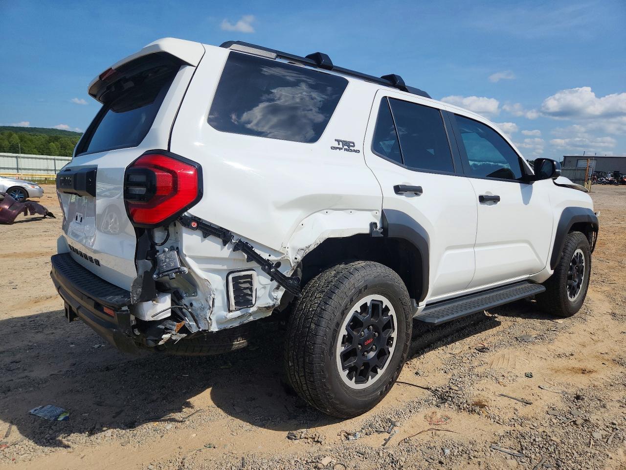 2025 TOYOTA 4RUNNER TRD OFF ROAD — снимка 3