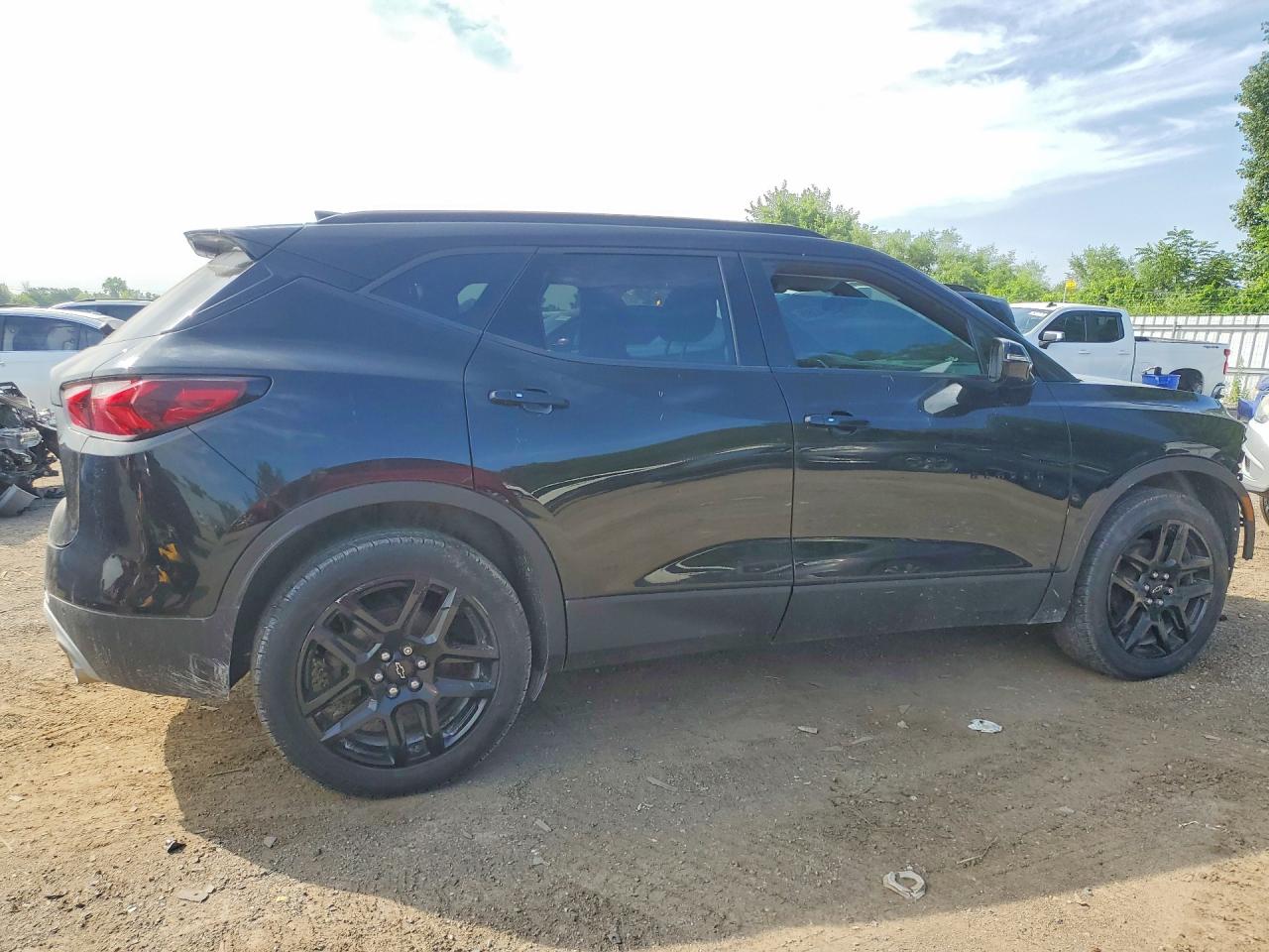 2021 CHEVROLET BLAZER 2LT — снимка 3