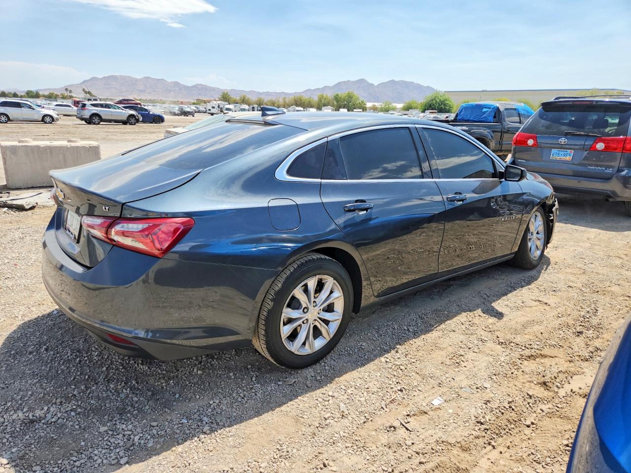 2019 CHEVROLET MALIBU LT — снимка 3