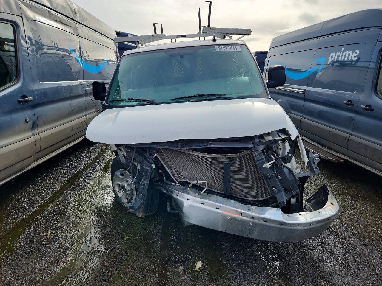 2021 GMC SAVANA G2500 — снимка 5