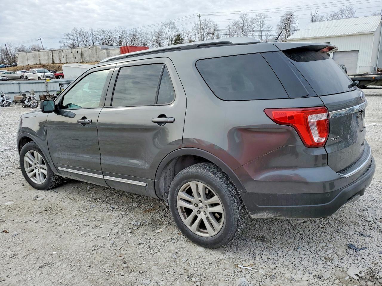 2018 FORD EXPLORER XLT — снимка 2