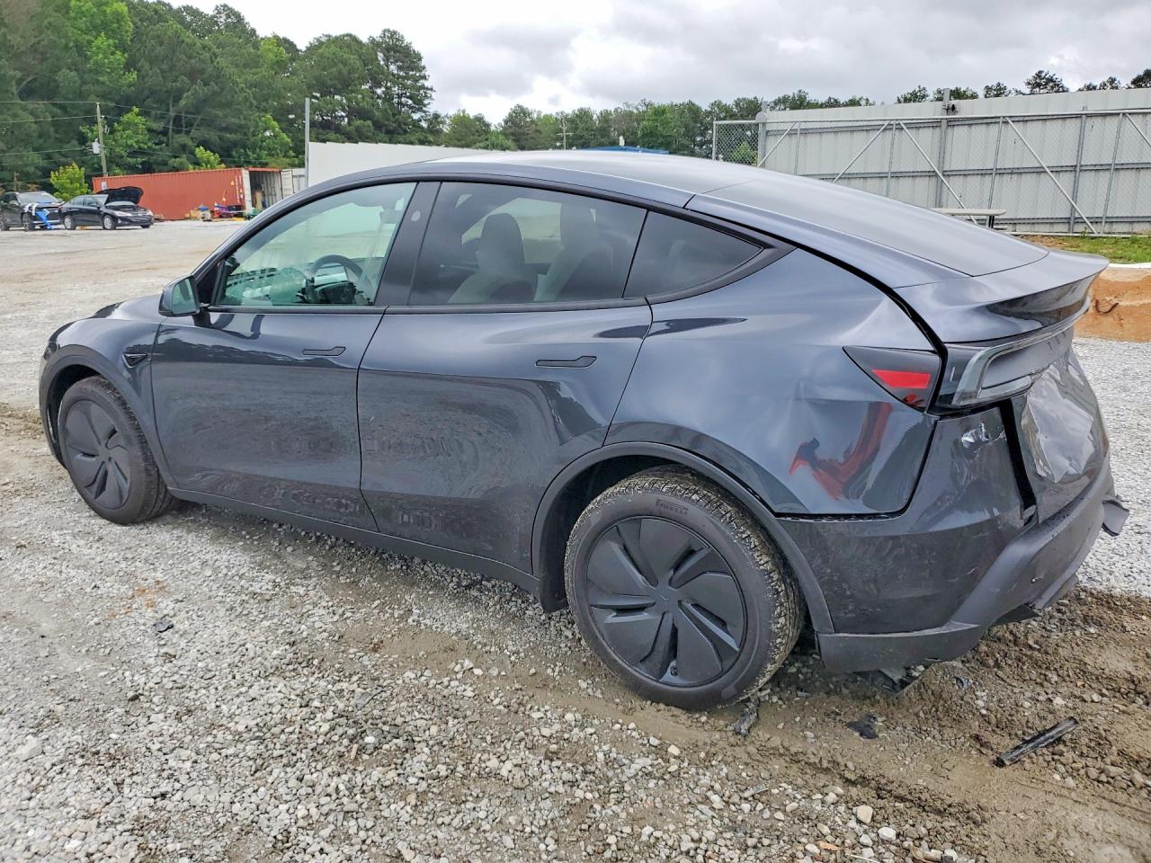 2026 TESLA MODEL Y — снимка 2