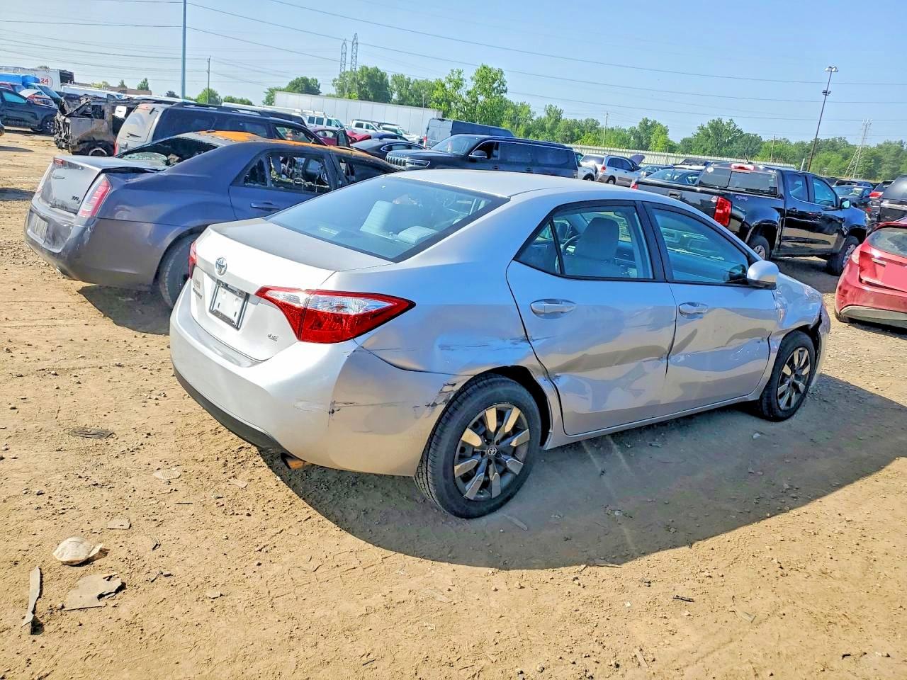 2015 TOYOTA COROLLA LE — снимка 3