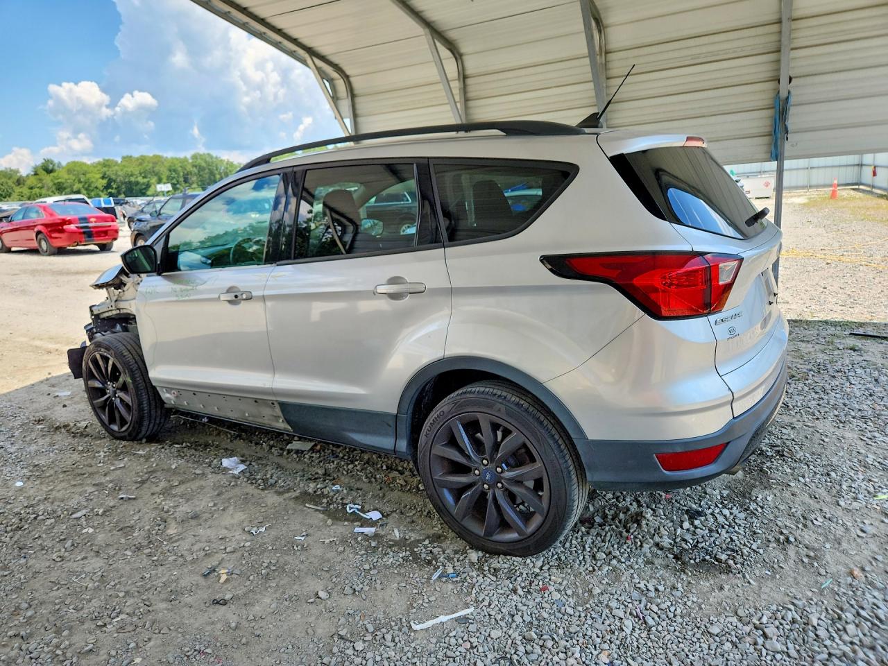 2019 FORD ESCAPE SE — снимка 2
