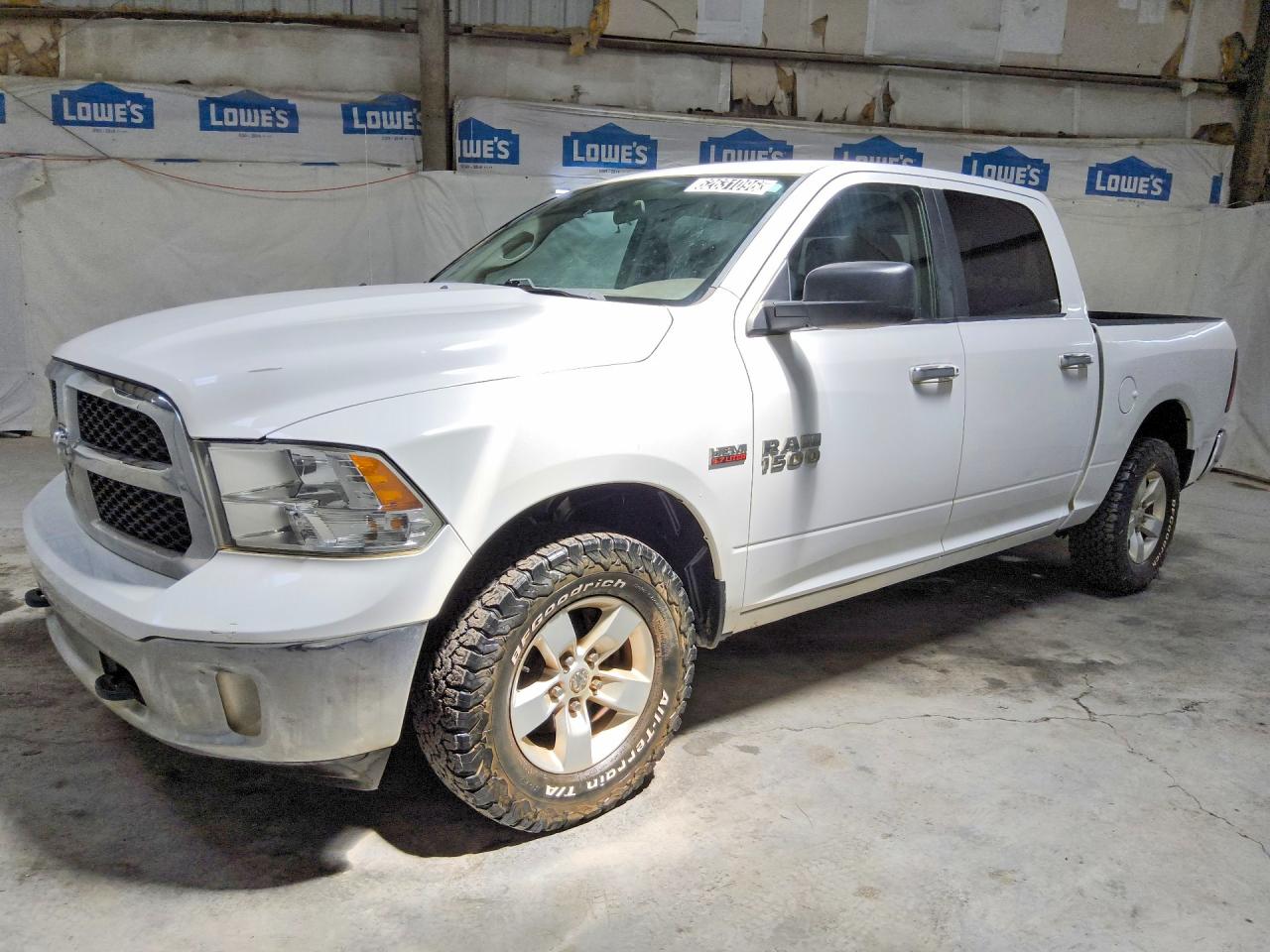 2018 RAM 1500 SLT