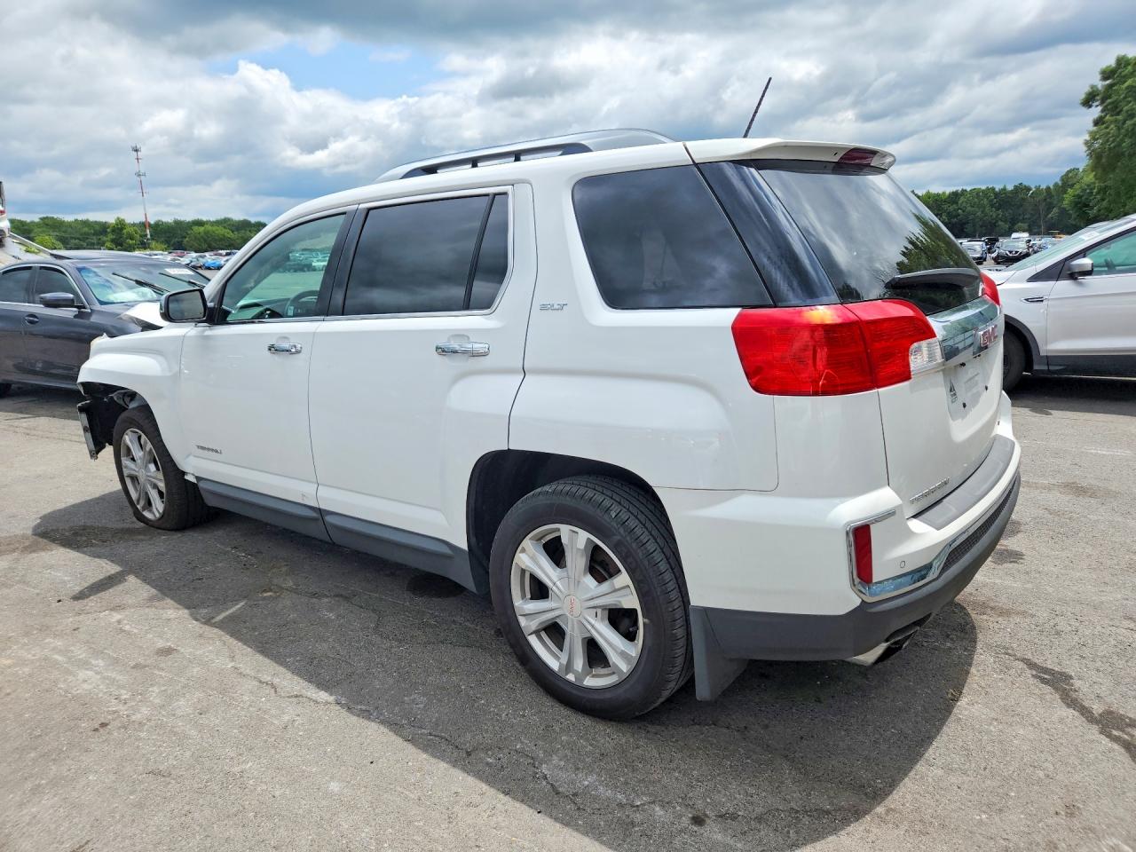 2017 GMC TERRAIN SLT — снимка 2