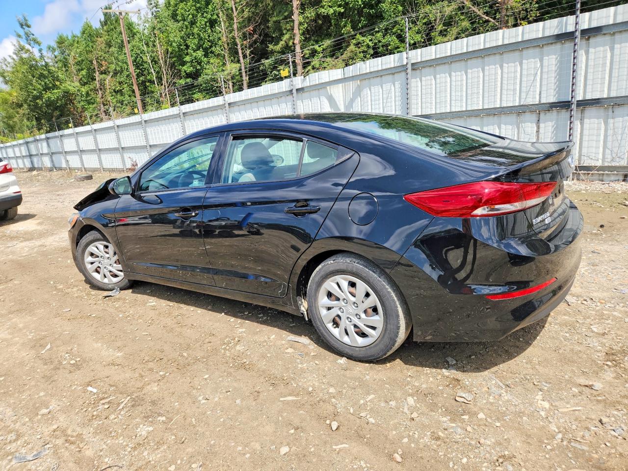 2018 HYUNDAI ELANTRA SE — снимка 2