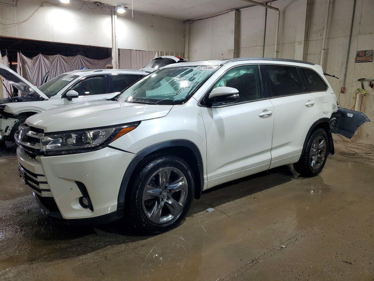 2019 TOYOTA HIGHLANDER LIMITED PLATINUM