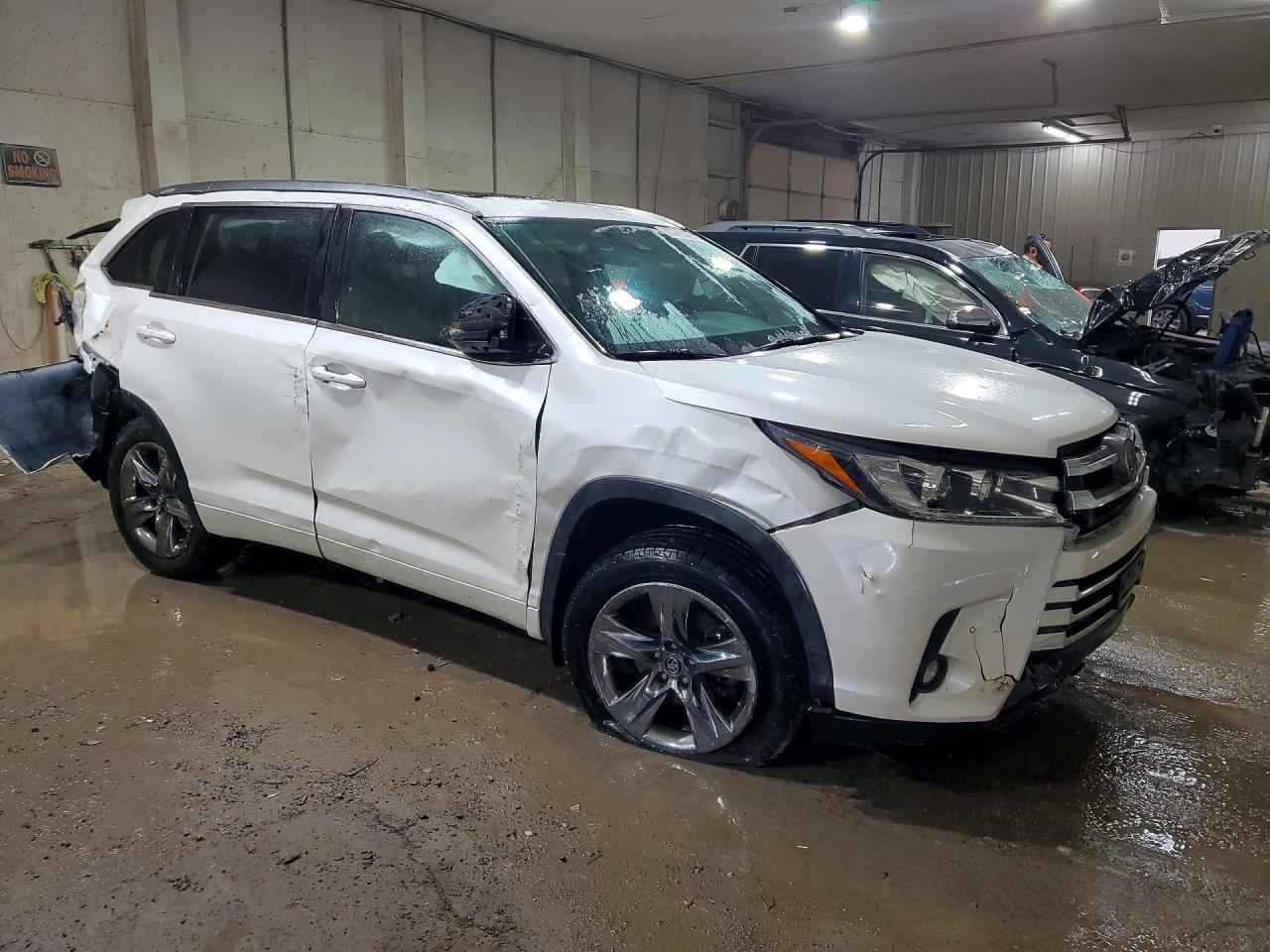 2019 TOYOTA HIGHLANDER LIMITED PLATINUM — снимка 4