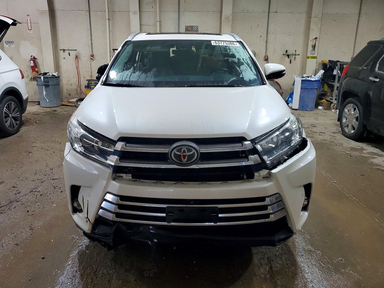 2019 TOYOTA HIGHLANDER LIMITED PLATINUM — снимка 5