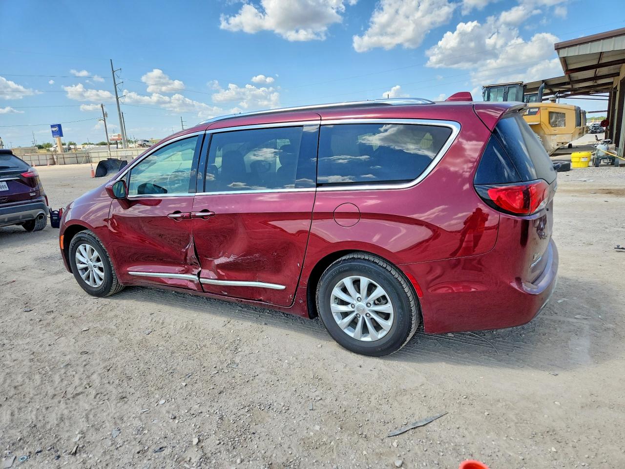 2019 CHRYSLER PACIFICA TOURING L — снимка 2