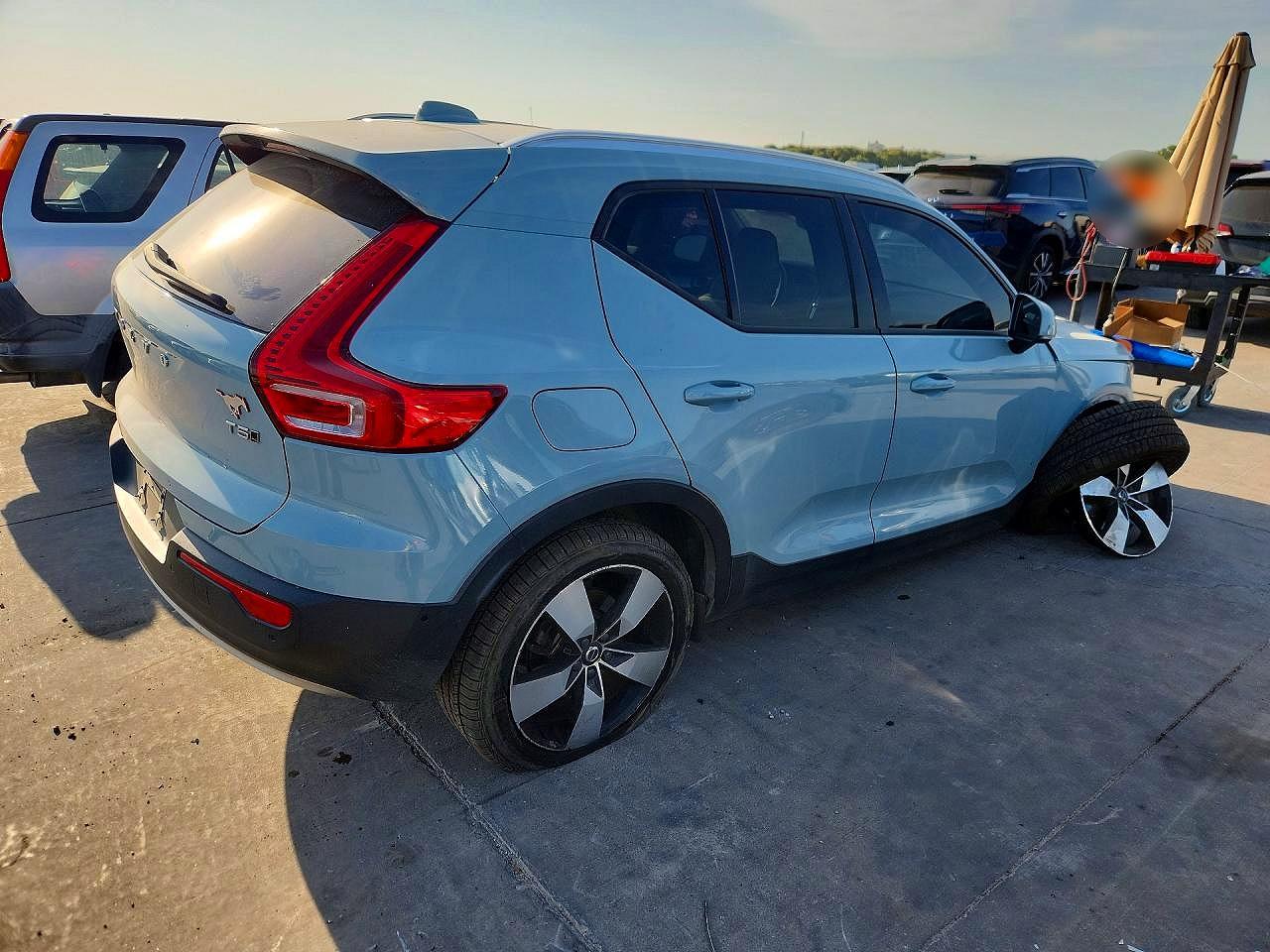 2019 VOLVO XC40 T5 MOMENTUM — снимка 3