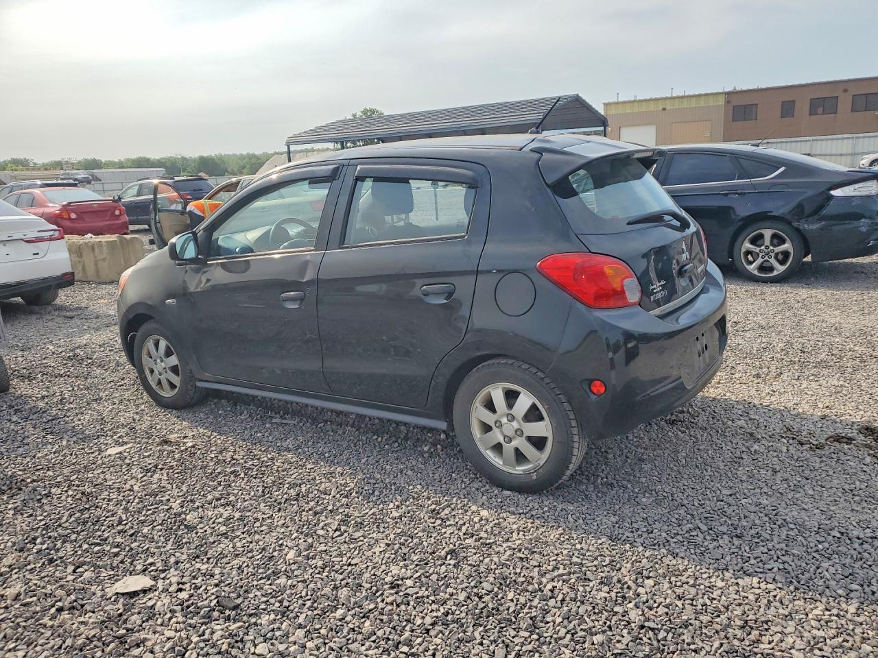 2015 MITSUBISHI MIRAGE ES — снимка 2